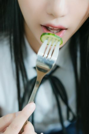 我一边做饭一边被躁了在线视频_BD韩语高清完整版