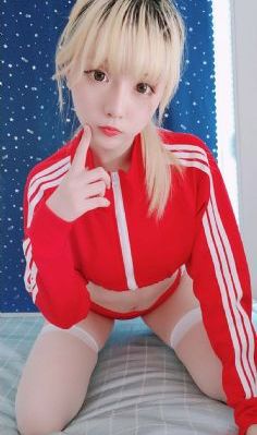 乱子伦在线观看中文字幕_720日韩免费观看