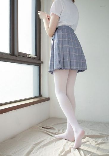 双腿打开呻吟喷水调教h男男视频_高清视频在线观看
