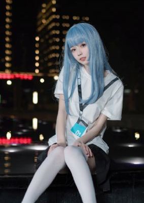 中文综合精品在线观看_720迅雷电影在线
